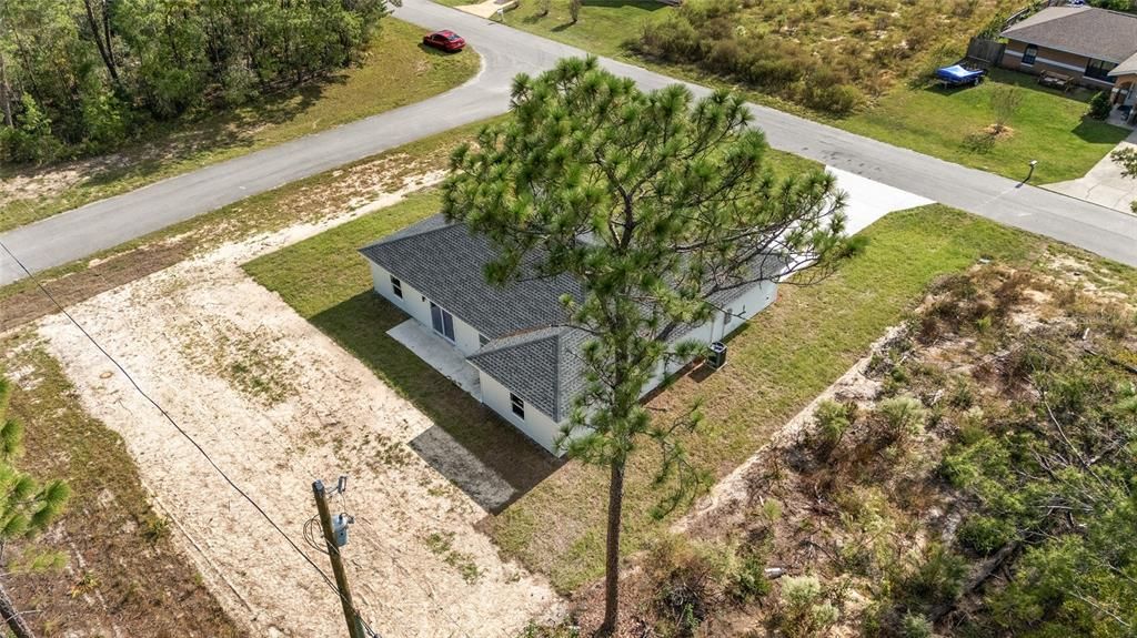 For Sale: $299,999 (3 beds, 2 baths, 1576 Square Feet)