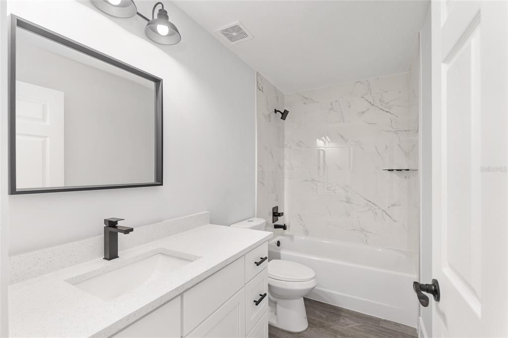 For Sale: $299,999 (3 beds, 2 baths, 1576 Square Feet)