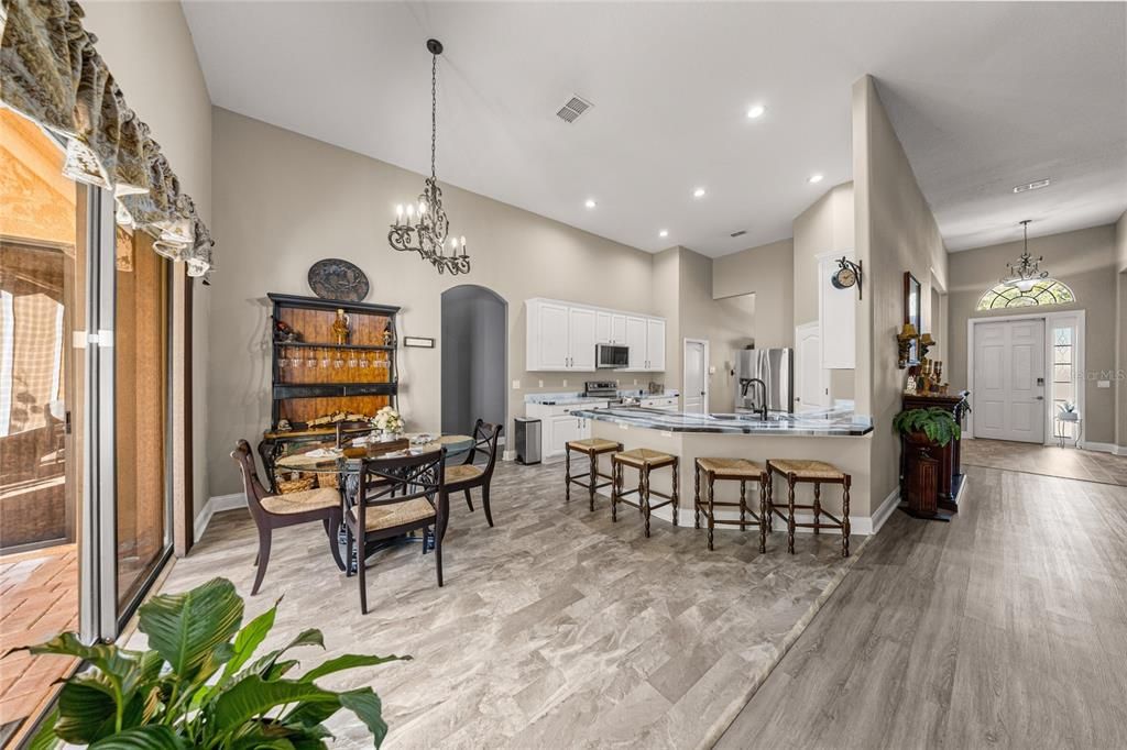 For Sale: $449,000 (4 beds, 3 baths, 2653 Square Feet)