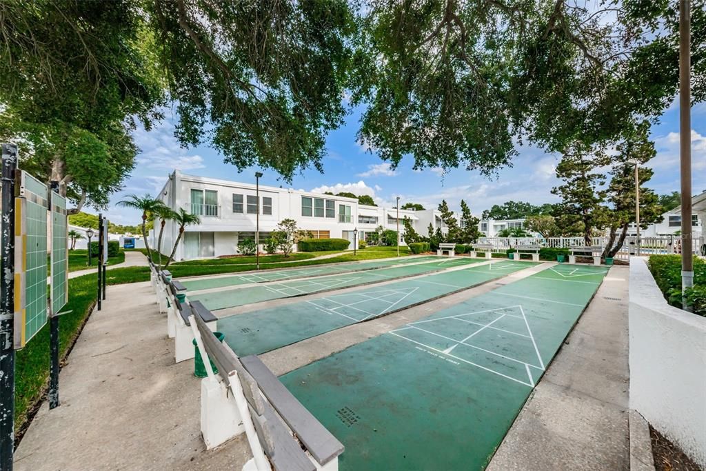 For Sale: $178,500 (1 beds, 1 baths, 1025 Square Feet)