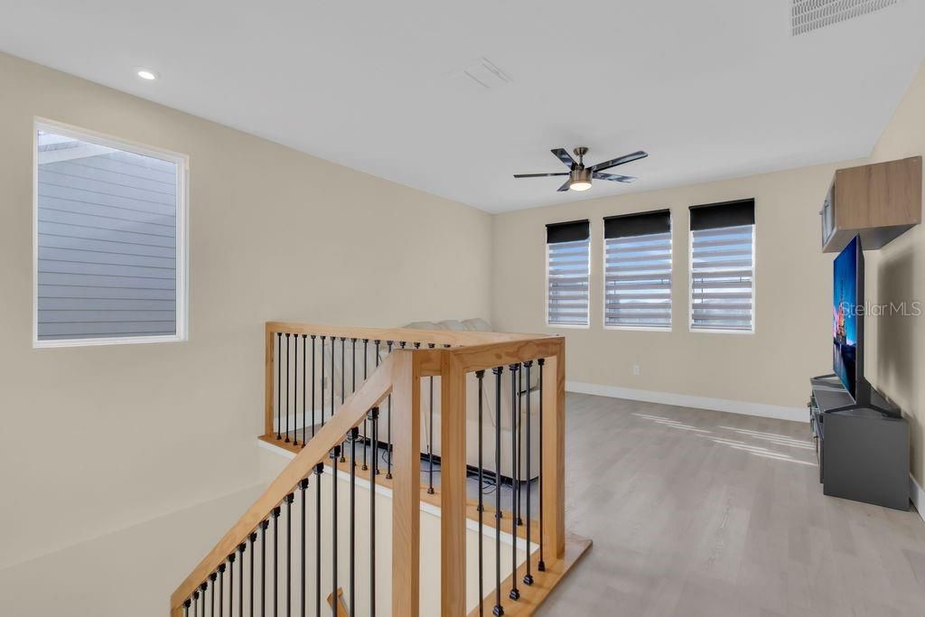 For Sale: $590,000 (4 beds, 2 baths, 2320 Square Feet)