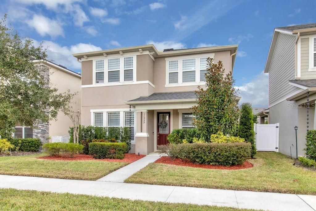 For Sale: $590,000 (4 beds, 2 baths, 2320 Square Feet)