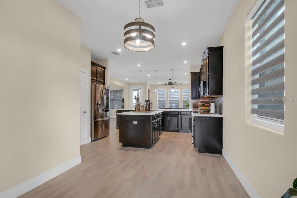 For Sale: $590,000 (4 beds, 2 baths, 2320 Square Feet)