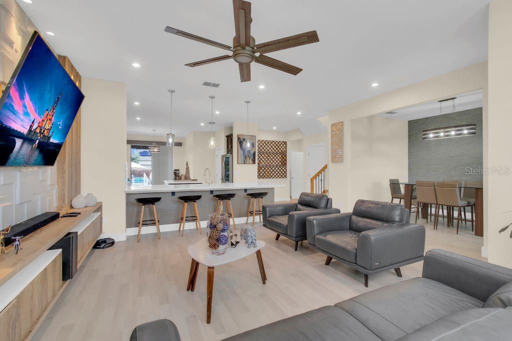 For Sale: $590,000 (4 beds, 2 baths, 2320 Square Feet)