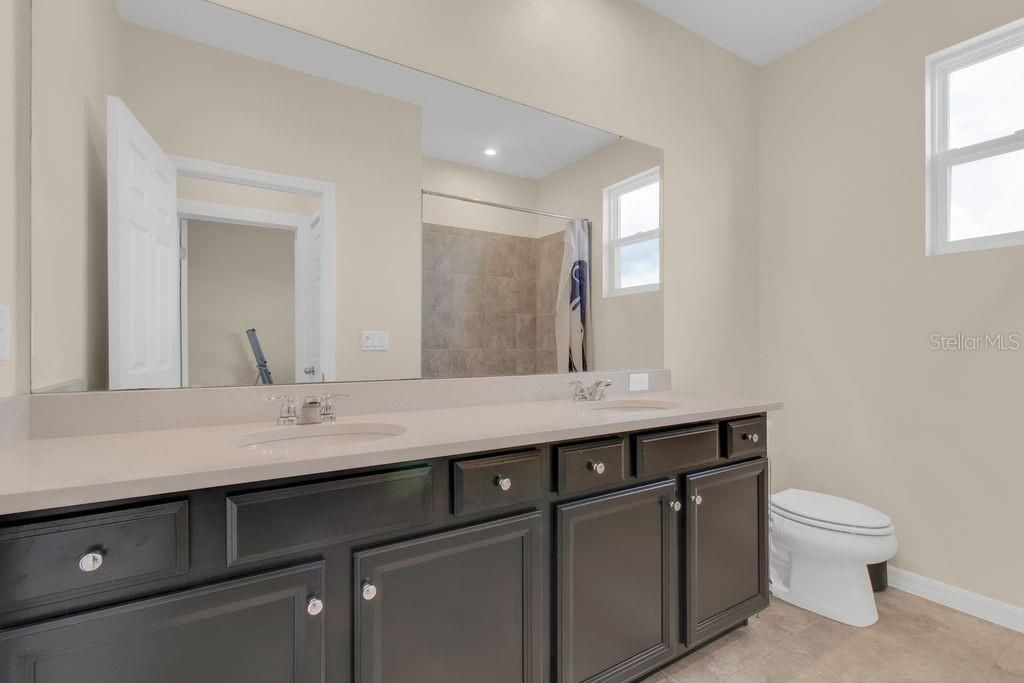 For Sale: $590,000 (4 beds, 2 baths, 2320 Square Feet)