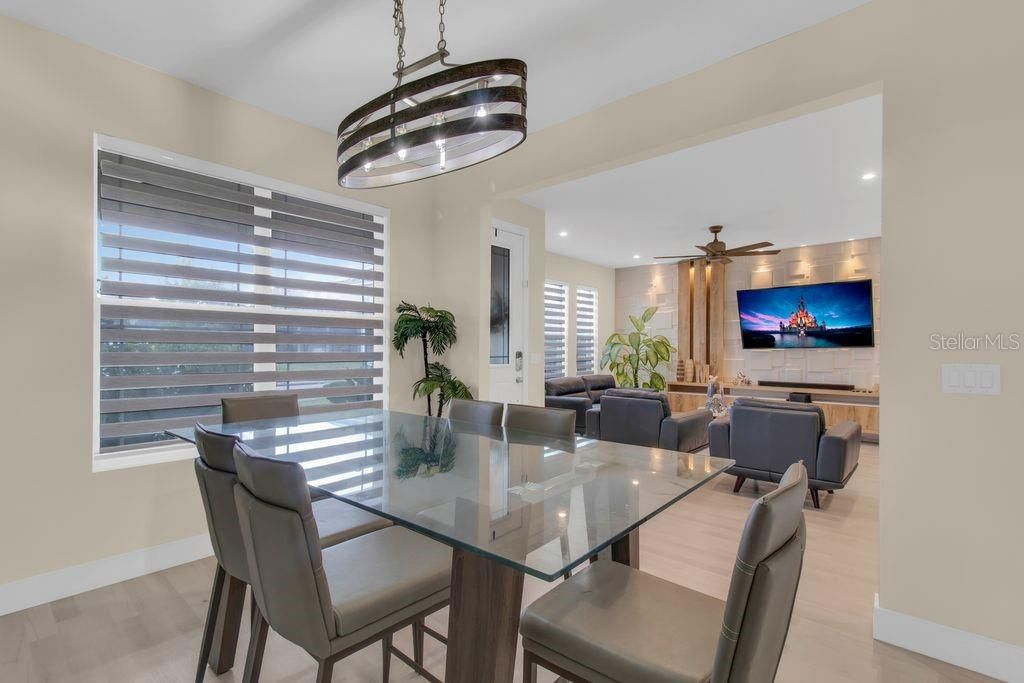 For Sale: $590,000 (4 beds, 2 baths, 2320 Square Feet)