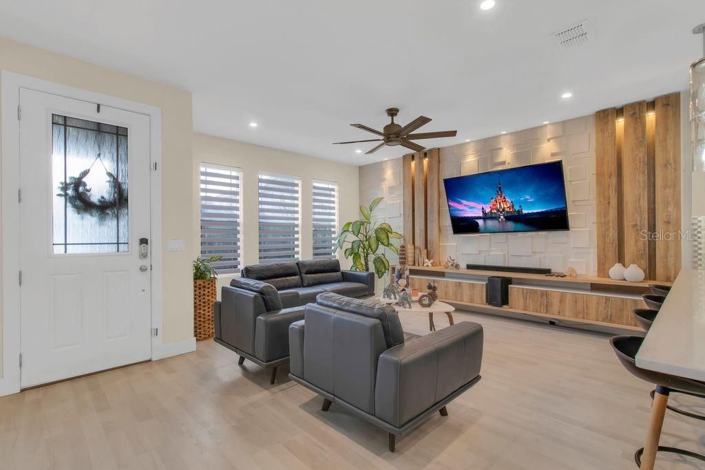 For Sale: $590,000 (4 beds, 2 baths, 2320 Square Feet)