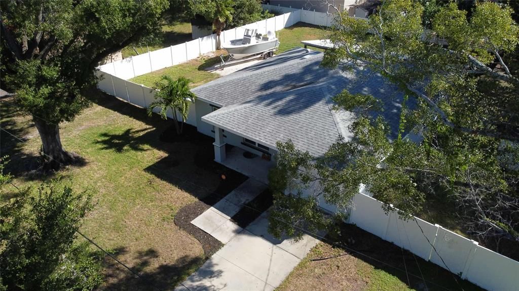 For Sale: $425,000 (3 beds, 2 baths, 1307 Square Feet)