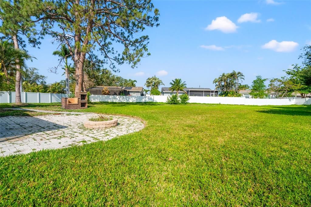 En Venta: $415,000 (4 camas, 2 baños, 1797 Pies cuadrados)