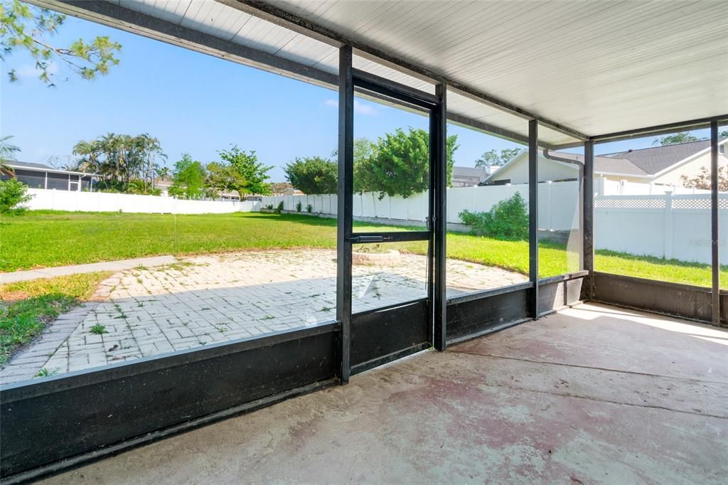 En Venta: $415,000 (4 camas, 2 baños, 1797 Pies cuadrados)