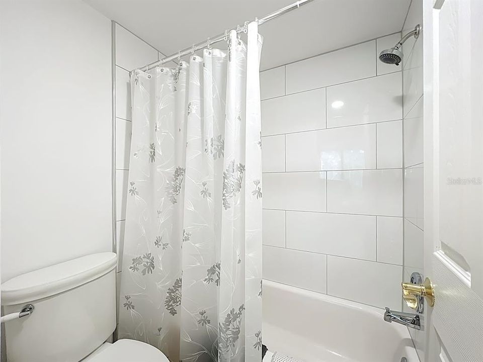 待售: $169,900 (2 贝兹, 2 浴室, 940 平方英尺)