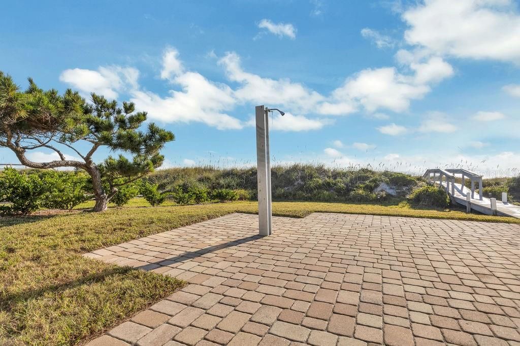 На продажу: $2,600,000 (3 спален, 2 ванн, 1893 Квадратных фут)