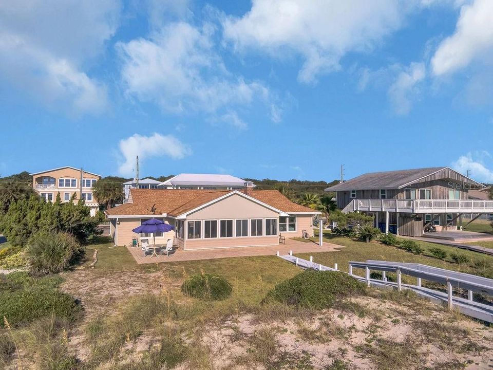 На продажу: $2,600,000 (3 спален, 2 ванн, 1893 Квадратных фут)