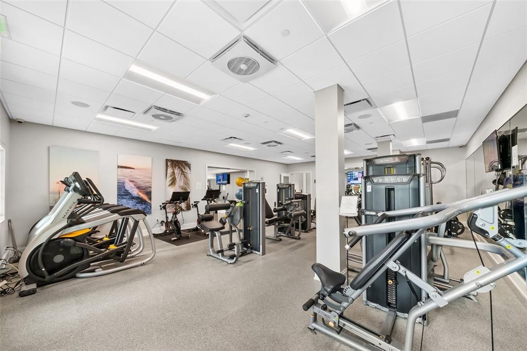 На продажу: $1,949,900 (3 спален, 2 ванн, 2427 Квадратных фут)