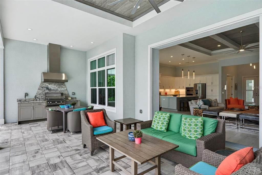 На продажу: $1,949,900 (3 спален, 2 ванн, 2427 Квадратных фут)