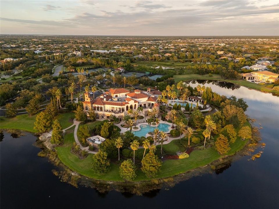 На продажу: $1,949,900 (3 спален, 2 ванн, 2427 Квадратных фут)