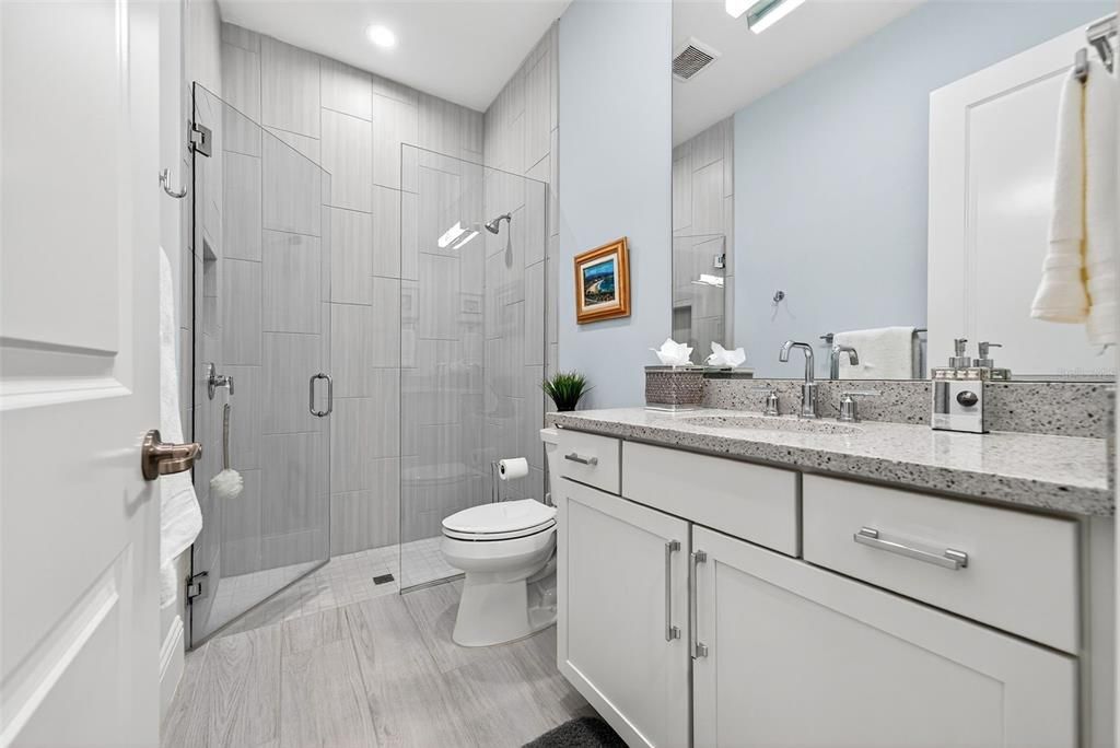 На продажу: $1,949,900 (3 спален, 2 ванн, 2427 Квадратных фут)