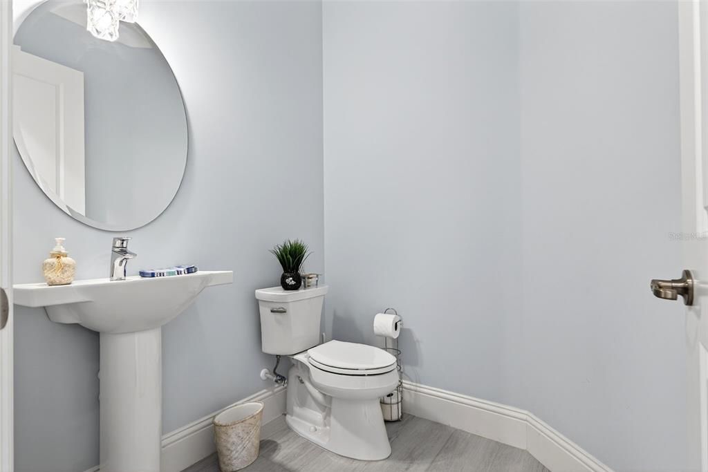 На продажу: $1,949,900 (3 спален, 2 ванн, 2427 Квадратных фут)