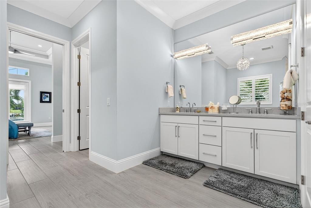 На продажу: $1,949,900 (3 спален, 2 ванн, 2427 Квадратных фут)