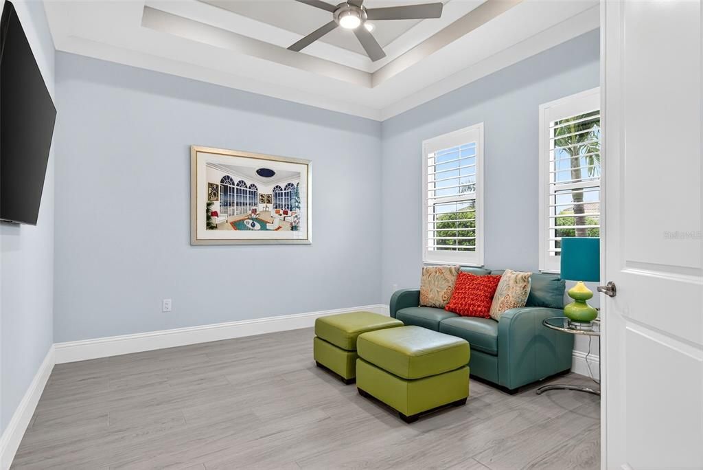 На продажу: $1,949,900 (3 спален, 2 ванн, 2427 Квадратных фут)