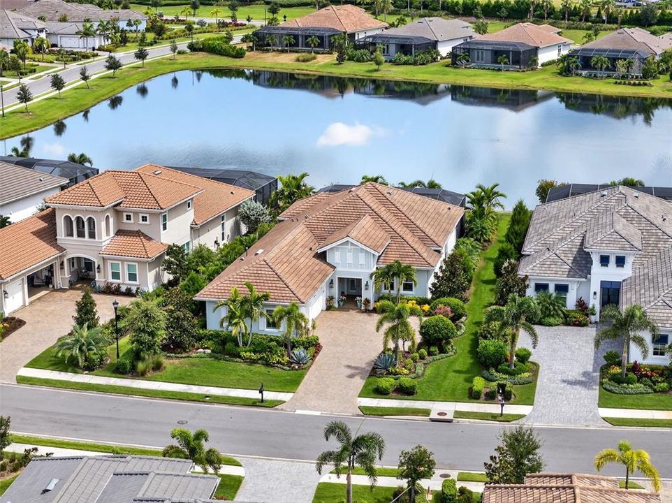 На продажу: $1,949,900 (3 спален, 2 ванн, 2427 Квадратных фут)