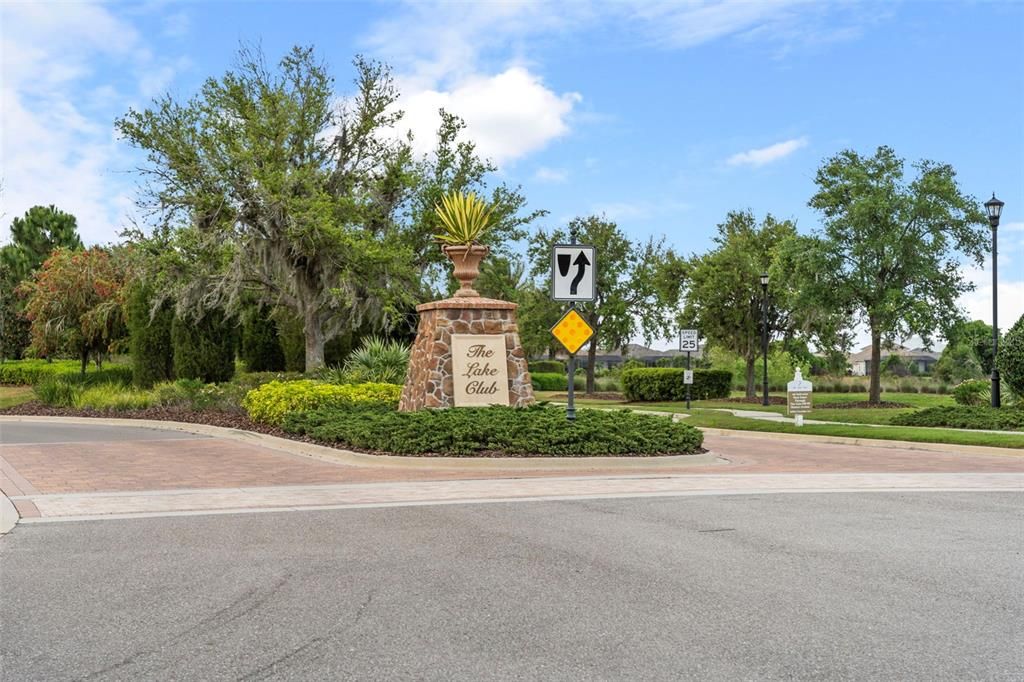 На продажу: $1,949,900 (3 спален, 2 ванн, 2427 Квадратных фут)