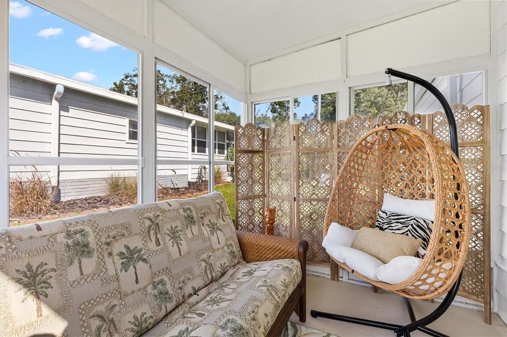 待售: $199,900 (2 贝兹, 1 浴室, 768 平方英尺)