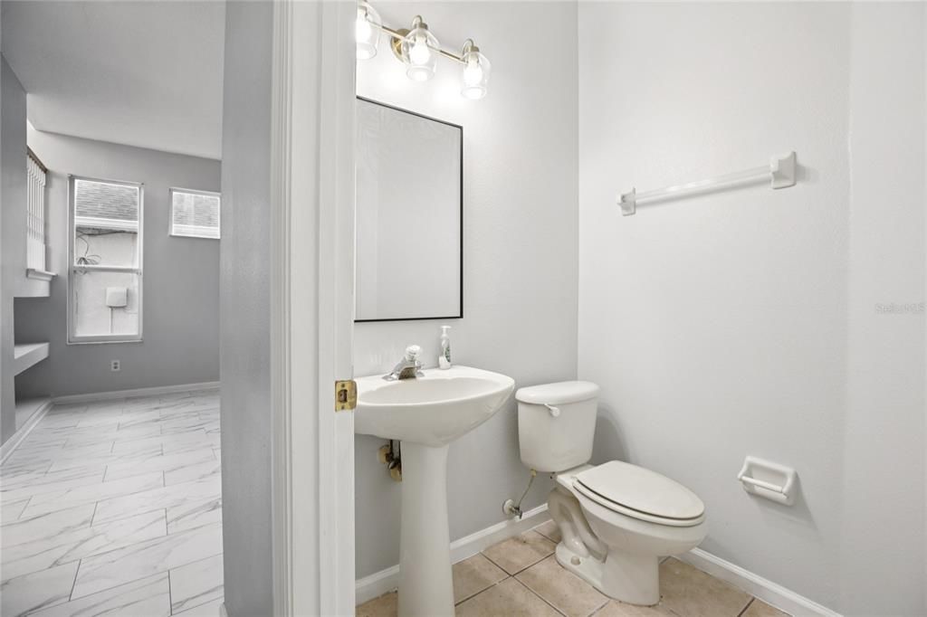 For Sale: $514,999 (4 beds, 2 baths, 2316 Square Feet)