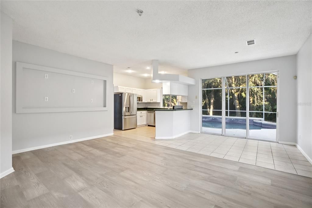 For Sale: $514,999 (4 beds, 2 baths, 2316 Square Feet)