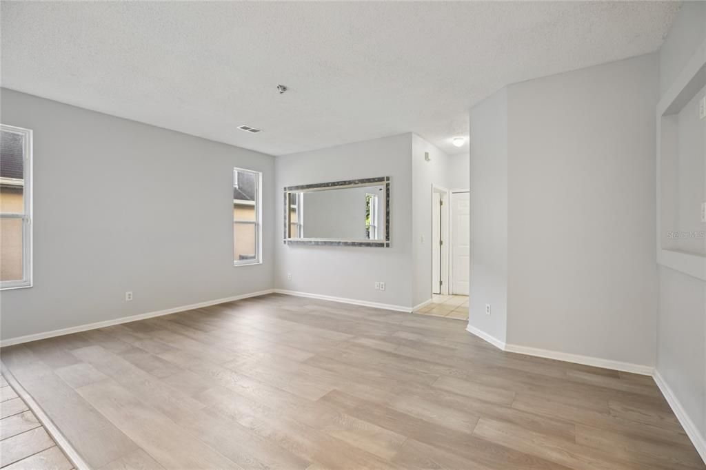 For Sale: $514,999 (4 beds, 2 baths, 2316 Square Feet)