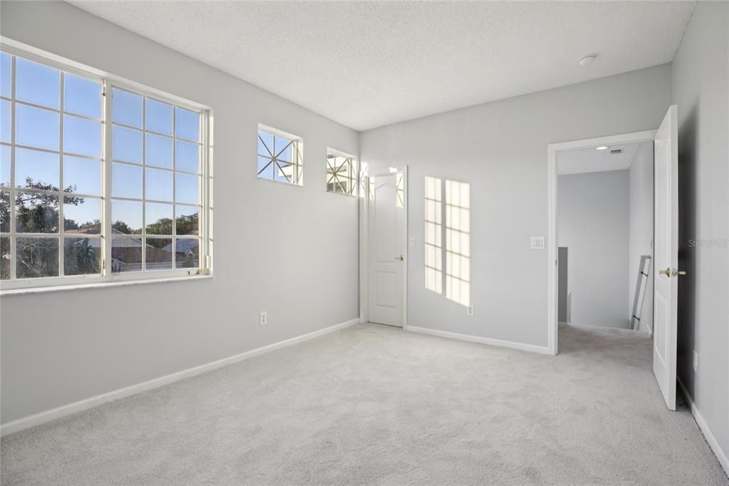 For Sale: $514,999 (4 beds, 2 baths, 2316 Square Feet)