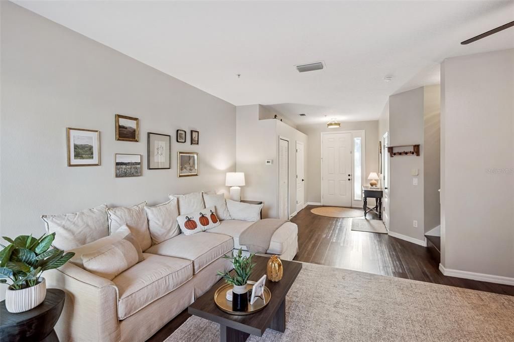 На продажу: $325,000 (3 спален, 2 ванн, 1526 Квадратных фут)