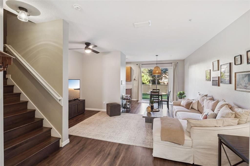 На продажу: $325,000 (3 спален, 2 ванн, 1526 Квадратных фут)