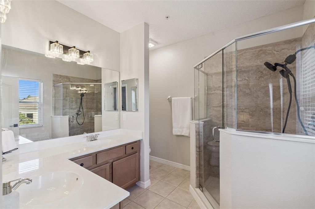 На продажу: $325,000 (3 спален, 2 ванн, 1526 Квадратных фут)