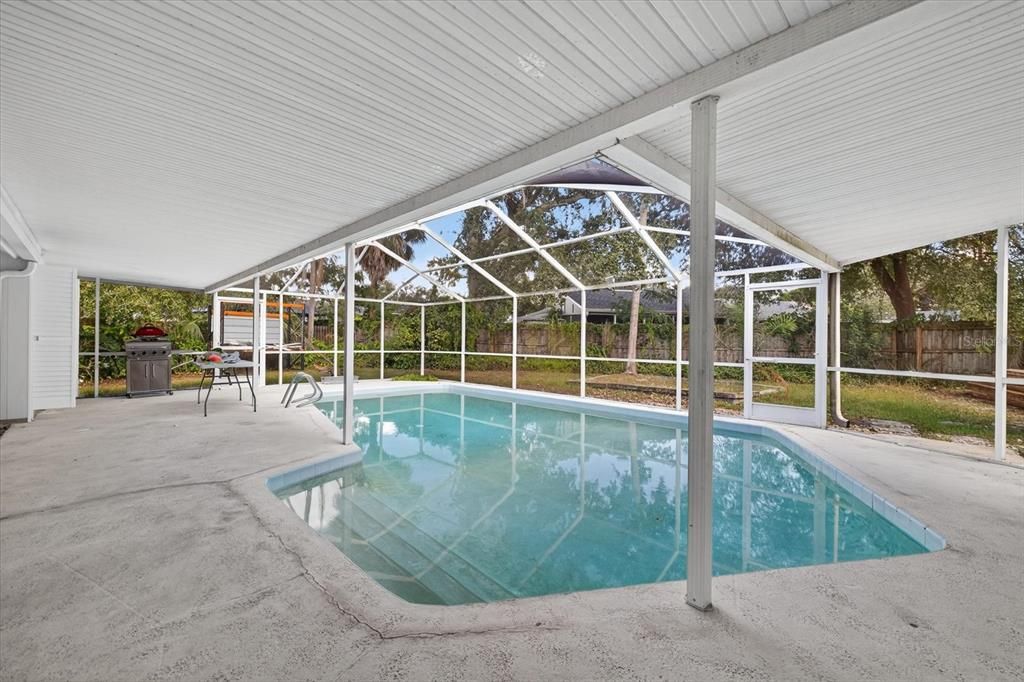 На продажу: $599,000 (5 спален, 4 ванн, 2195 Квадратных фут)