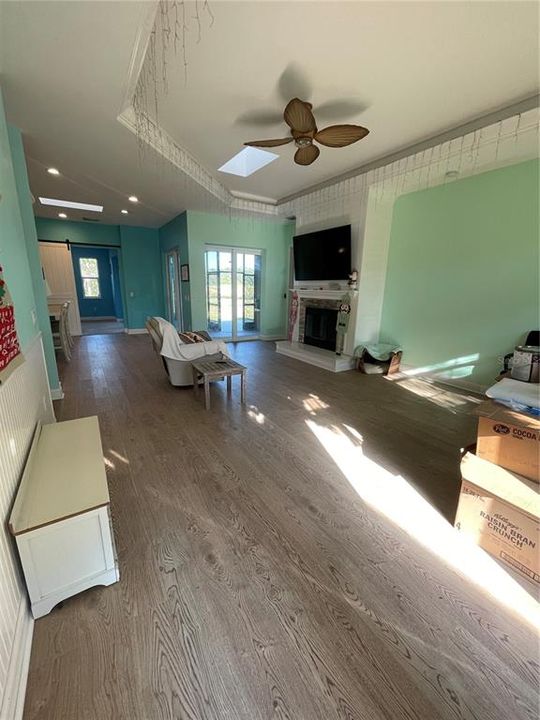 На продажу: $600,000 (4 спален, 2 ванн, 2310 Квадратных фут)