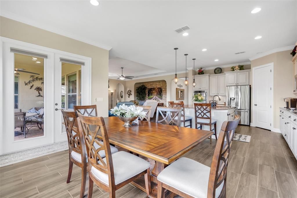 待售: $669,000 (3 贝兹, 2 浴室, 2916 平方英尺)