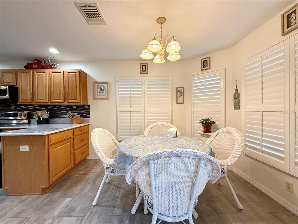 For Sale: $275,987 (3 beds, 2 baths, 1676 Square Feet)