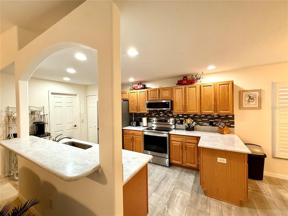 For Sale: $275,987 (3 beds, 2 baths, 1676 Square Feet)