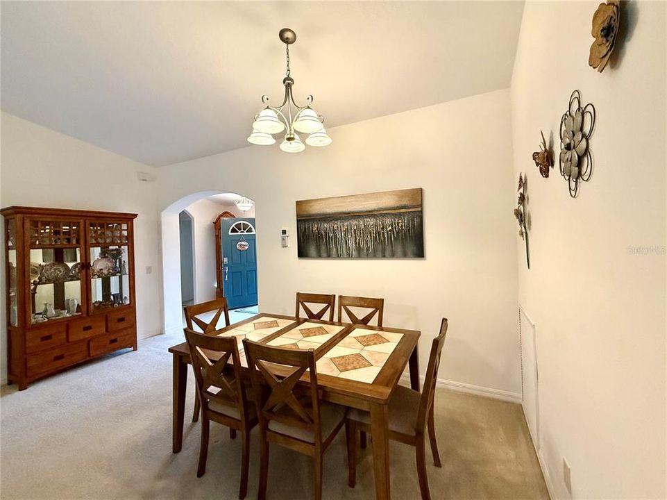 For Sale: $275,987 (3 beds, 2 baths, 1676 Square Feet)