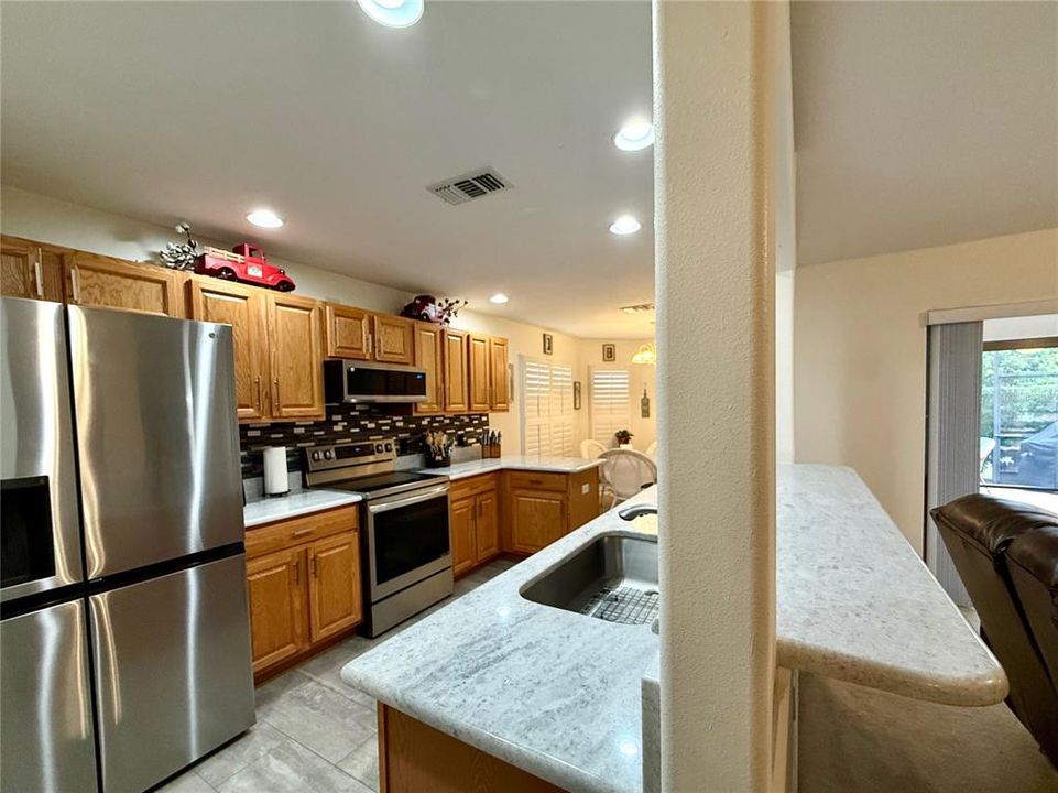 For Sale: $275,987 (3 beds, 2 baths, 1676 Square Feet)