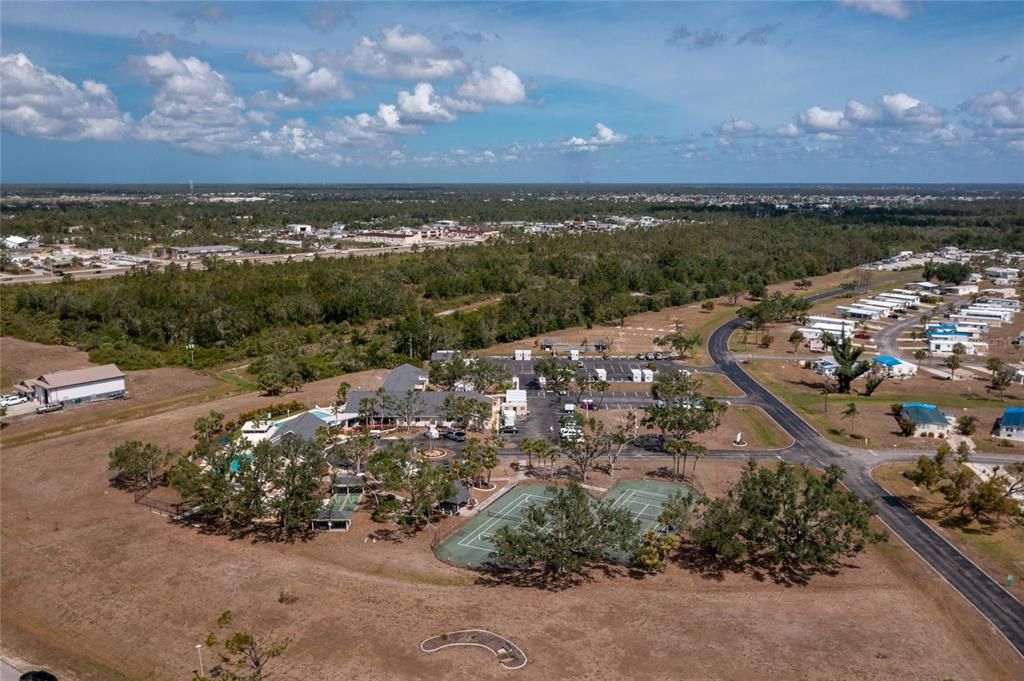 For Sale: $186,000 (2 beds, 2 baths, 1464 Square Feet)