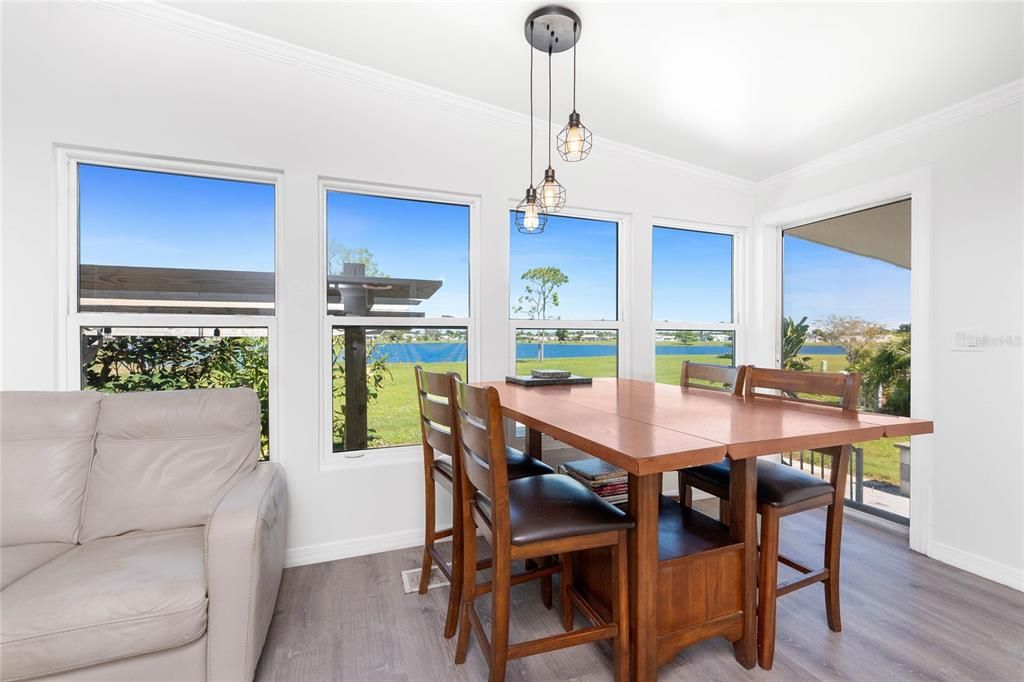 For Sale: $186,000 (2 beds, 2 baths, 1464 Square Feet)