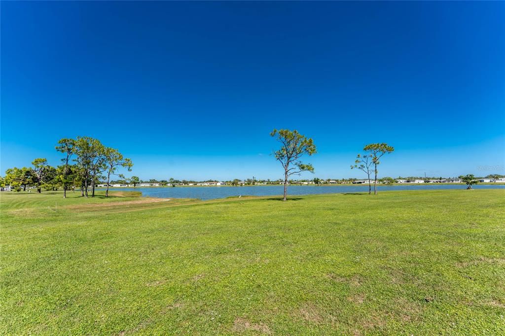 For Sale: $186,000 (2 beds, 2 baths, 1464 Square Feet)