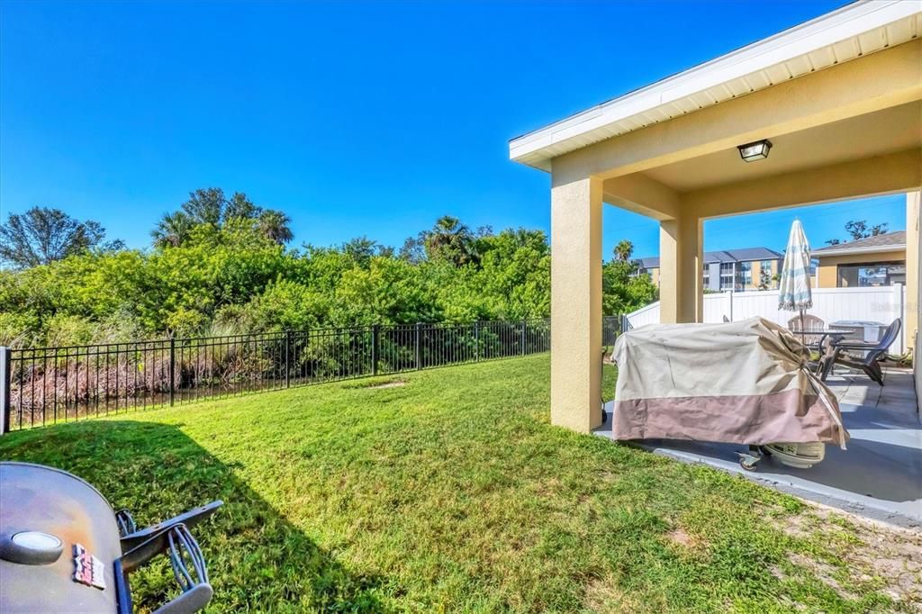 En Venta: $379,000 (4 camas, 2 baños, 1997 Pies cuadrados)