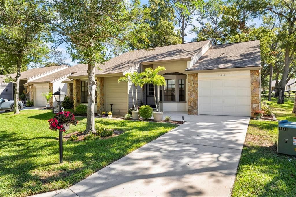 Recently Sold: $220,000 (2 beds, 2 baths, 1232 Square Feet)