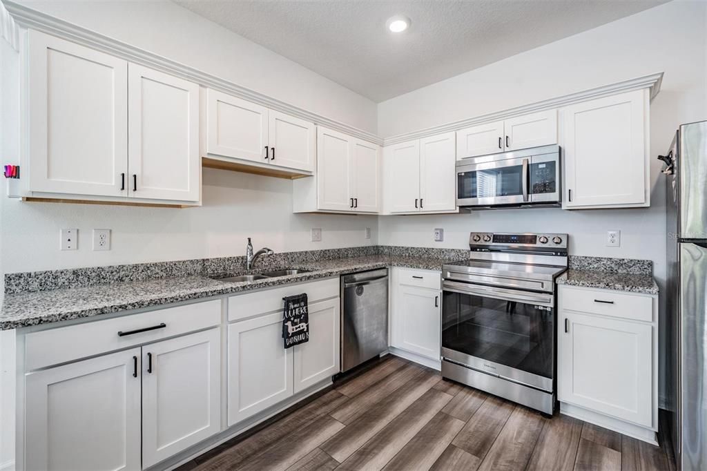 En Venta: $239,000 (3 camas, 2 baños, 1471 Pies cuadrados)