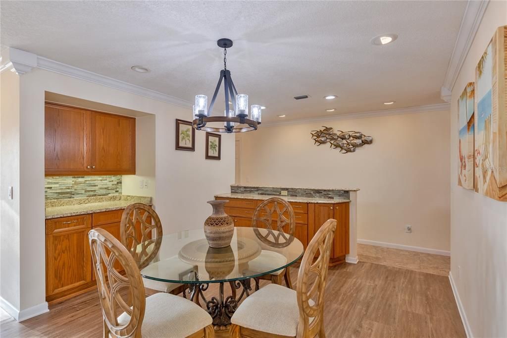 На продажу: $2,199,000 (5 спален, 3 ванн, 3239 Квадратных фут)