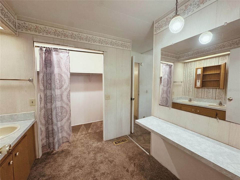 待售: $175,000 (3 贝兹, 2 浴室, 1344 平方英尺)