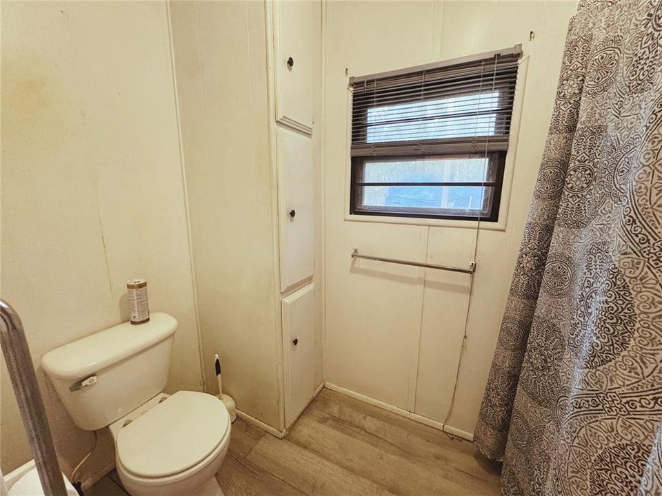 待售: $175,000 (3 贝兹, 2 浴室, 1344 平方英尺)